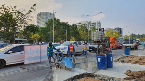 ผู้รับเหมางานคอนกรีต